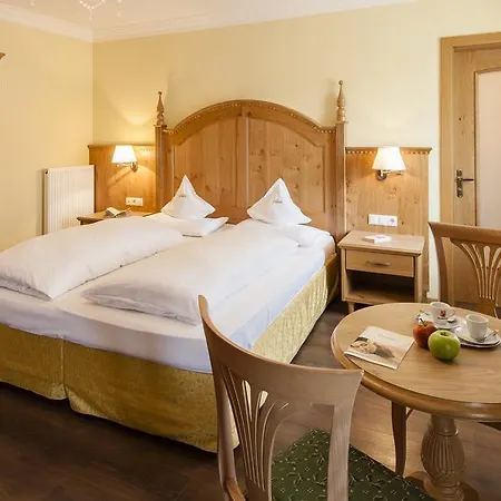 Oswald Hotel 4*